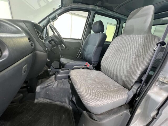 2000 DAIHATSU HIJET VAN