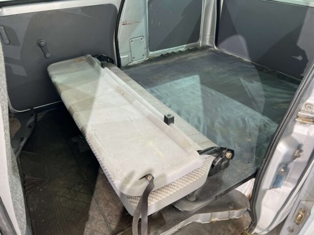 2000 DAIHATSU HIJET VAN