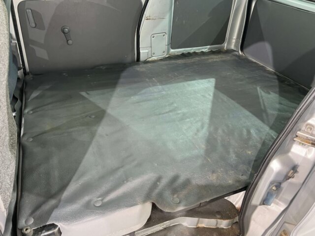 2000 DAIHATSU HIJET VAN