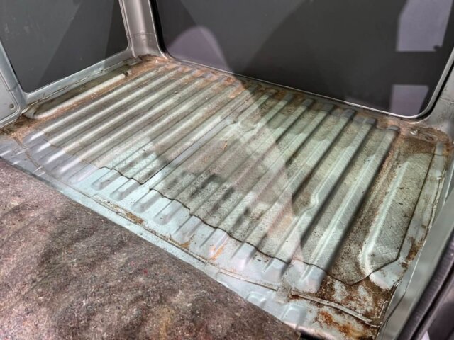 2000 DAIHATSU HIJET VAN