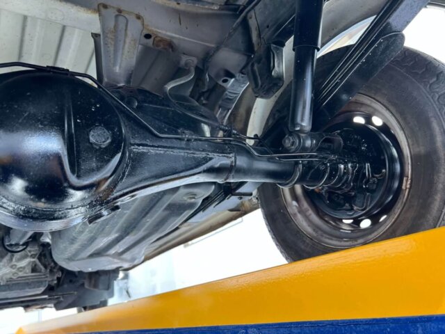 2000 DAIHATSU HIJET VAN