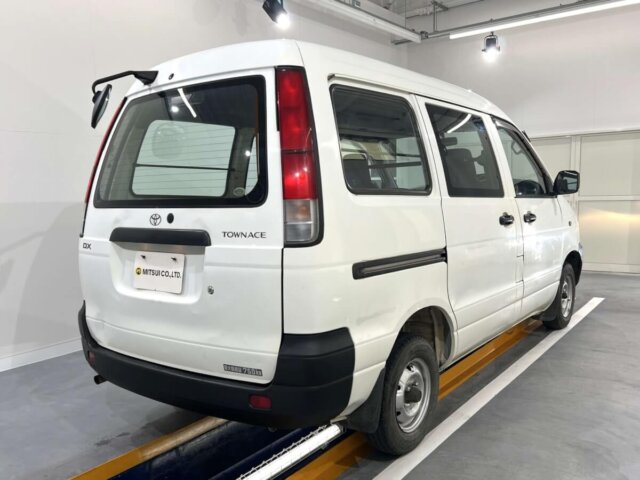 2000 TOYOTA TOWNACE VAN