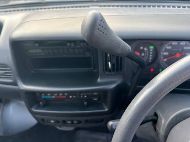 2000 DAIHATSU HIJET VAN