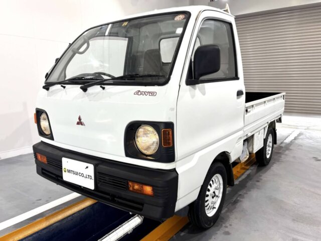 1991 MITSUBISHI MINICAB TRUCK