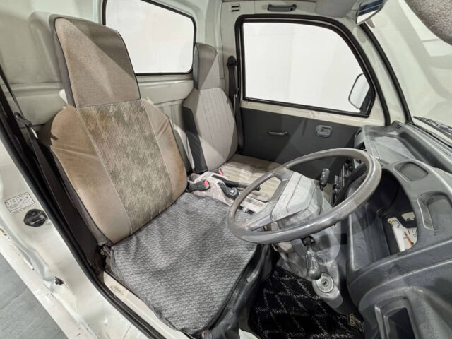 1991 MITSUBISHI MINICAB TRUCK