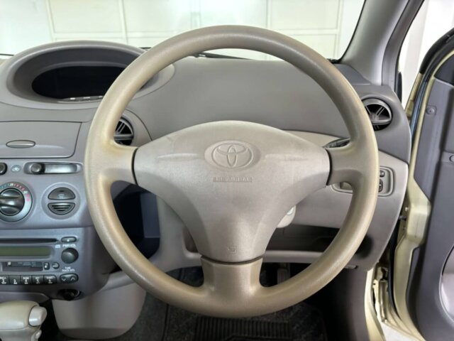 1999 TOYOTA PLATZ