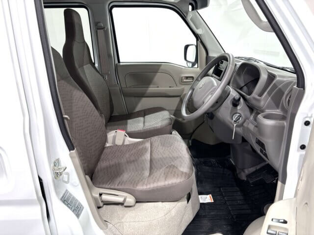 2023 SUZUKI EVERY VAN