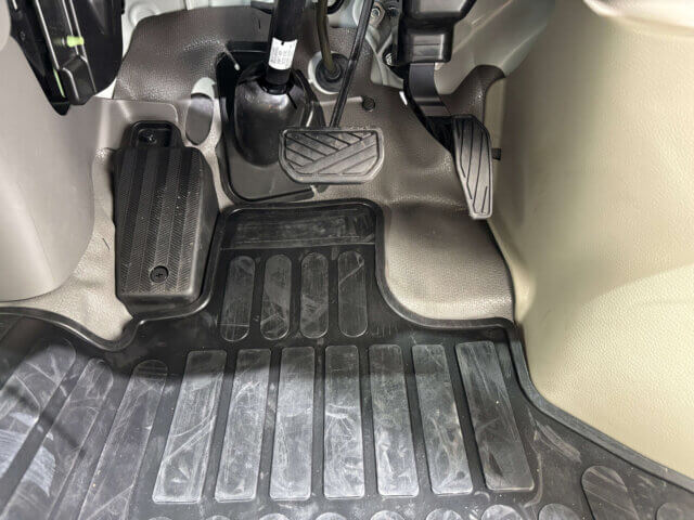 2023 SUZUKI EVERY VAN