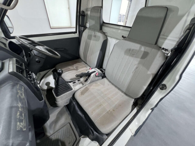 1993 MITSUBISHI MINICAB TRUCK