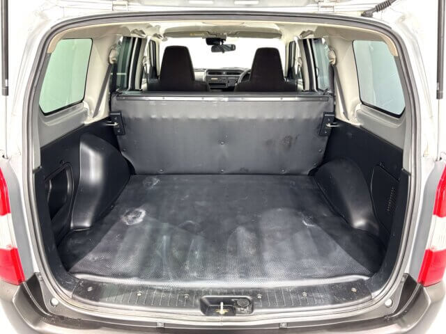 2018 TOYOTA SUCCEED VAN