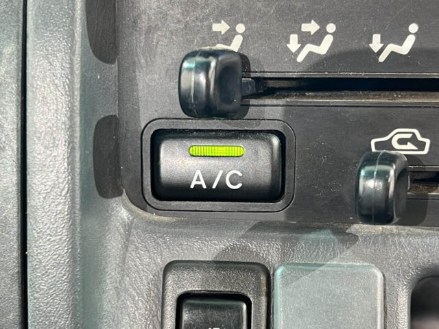 2000 SUBARU SAMBAR TRUCK