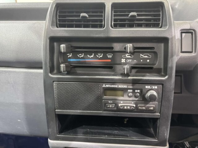 1998 MITSUBISHI MINICAB TRUCK