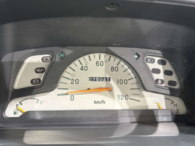 1998 MITSUBISHI MINICAB TRUCK