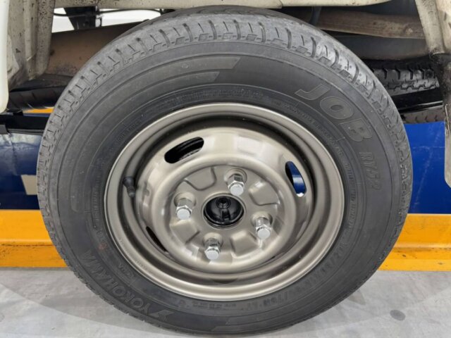 1998 MITSUBISHI MINICAB TRUCK