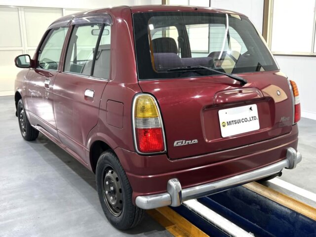 2000 DAIHATSU MIRA GINO