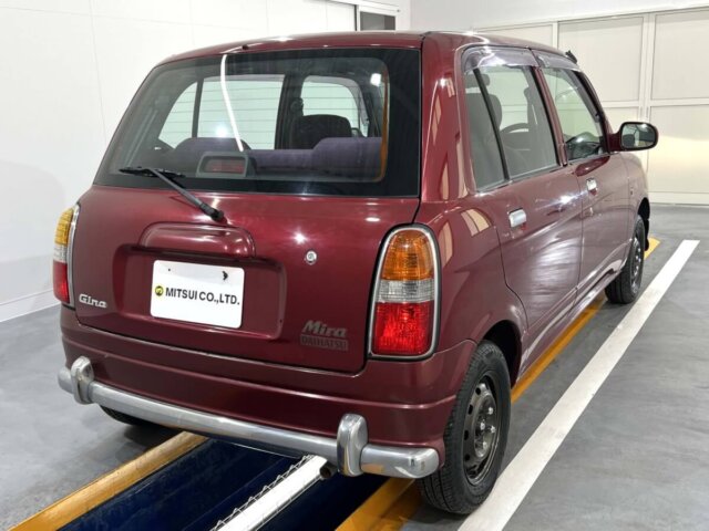 2000 DAIHATSU MIRA GINO