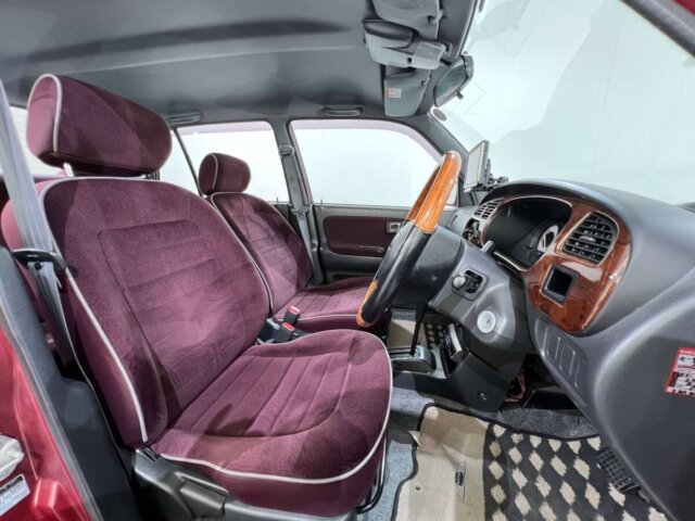 2000 DAIHATSU MIRA GINO