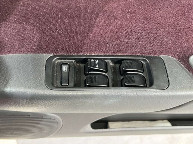 2000 DAIHATSU MIRA GINO