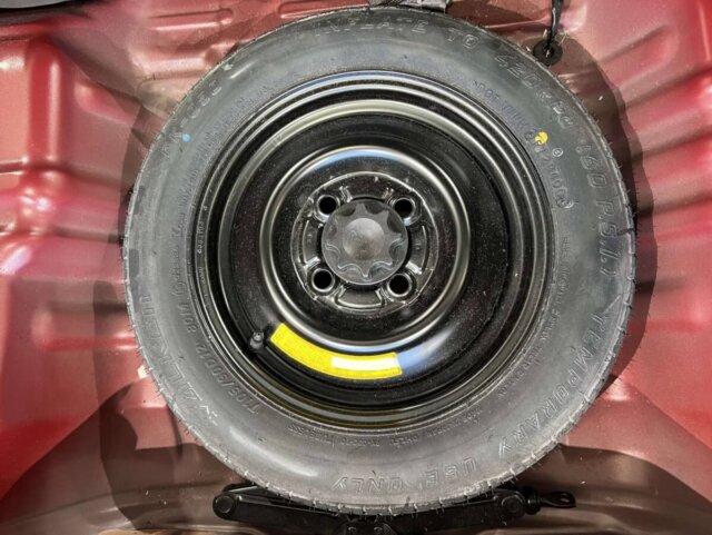 2000 DAIHATSU MIRA GINO