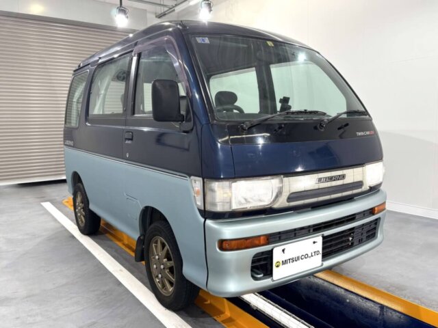 1996 DAIHATSU ATRAI