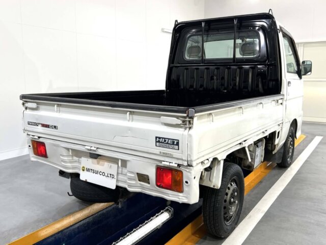 2000 DAIHATSU HIJET TRUCK