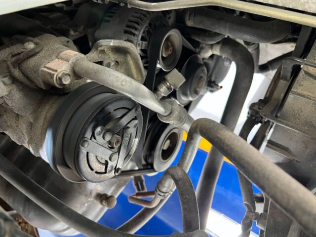 2000 DAIHATSU HIJET TRUCK