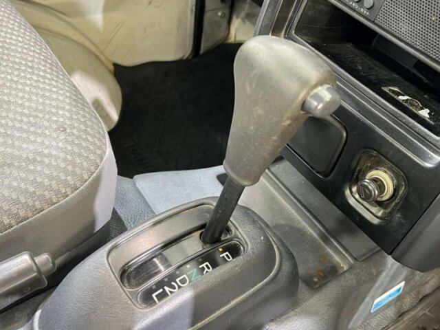 2000 DAIHATSU HIJET TRUCK