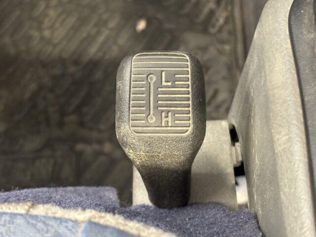 1999 MITSUBISHI MINICAB TRUCK