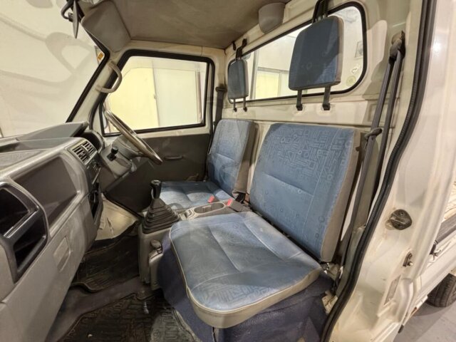 1999 MITSUBISHI MINICAB TRUCK