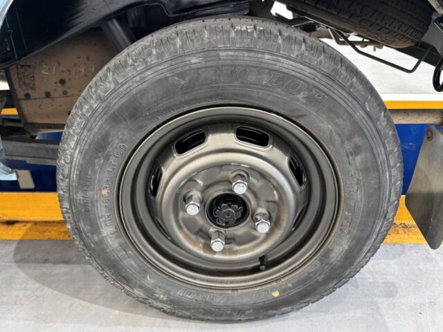 1999 MITSUBISHI MINICAB TRUCK