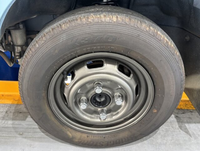 1999 MITSUBISHI MINICAB TRUCK