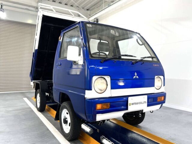 1990 MITSUBISHI MINICAB DUMP