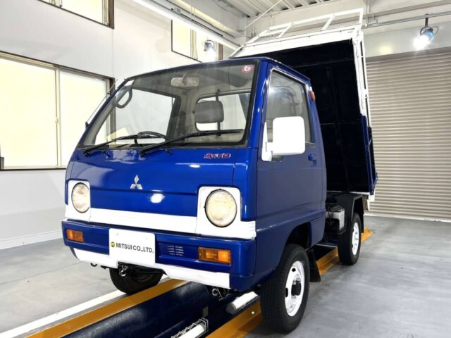 1990 MITSUBISHI MINICAB DUMP