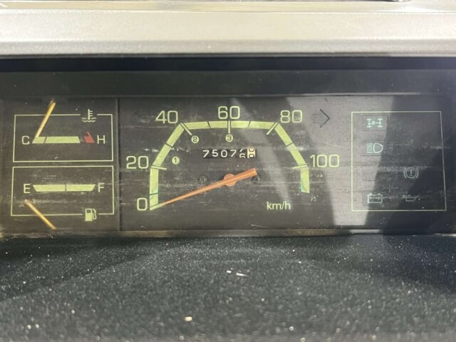 1990 MITSUBISHI MINICAB DUMP