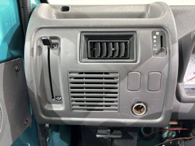 1996 DAIHATSU MIDGET II