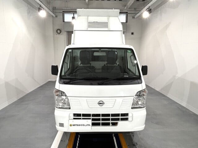 2022NT100 CLIPPER TRUCK