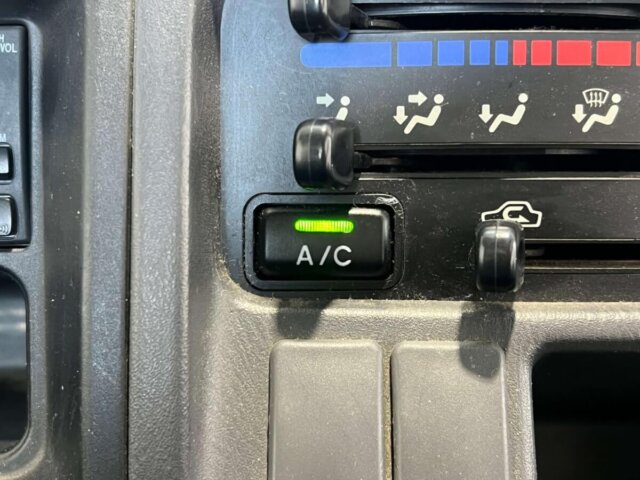 2002 SUBARU SAMBAR TRUCK