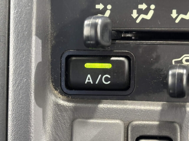 2000 SUBARU SAMBAR VAN