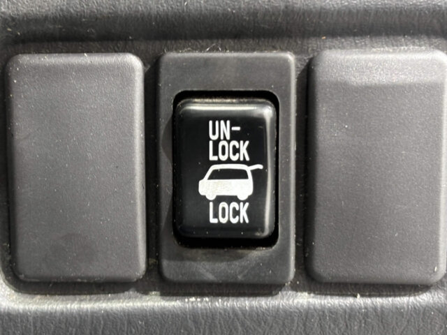 2000 SUBARU SAMBAR VAN