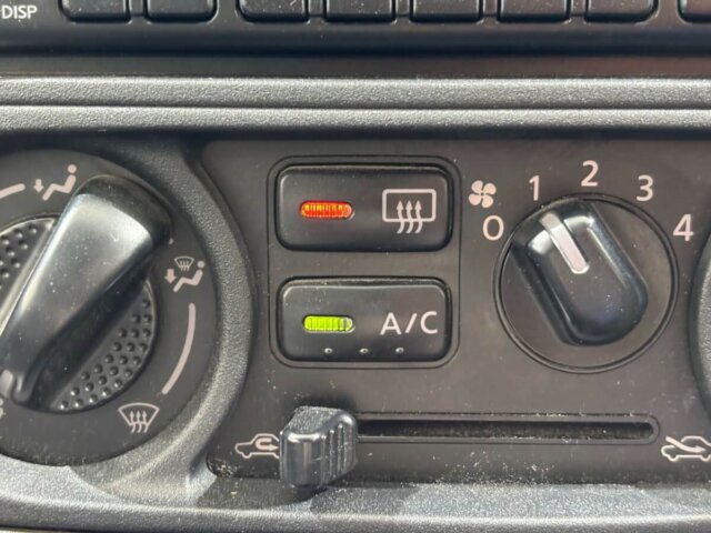 2000 SUBARU LEONE VAN