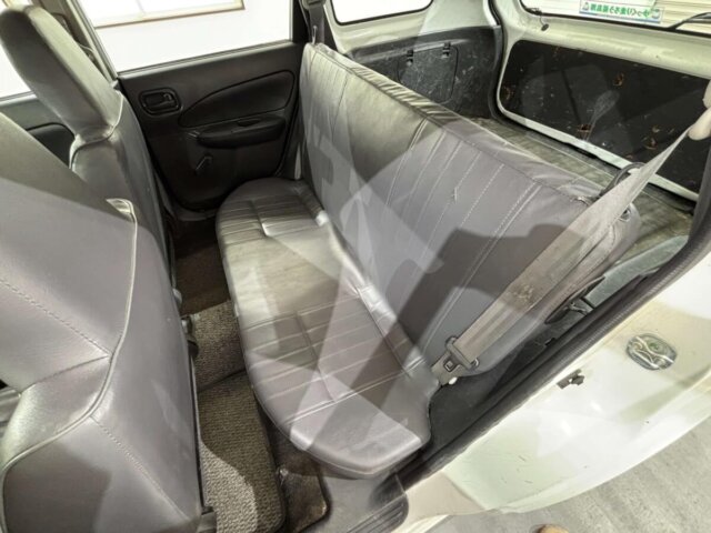 2000 SUBARU LEONE VAN