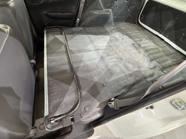 2000 SUBARU LEONE VAN