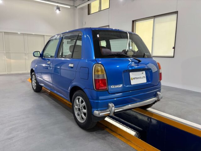 1999 DAIHATSU MIRA GINO