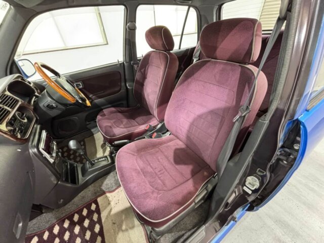 1999 DAIHATSU MIRA GINO