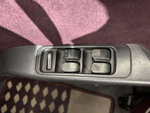 1999 DAIHATSU MIRA GINO