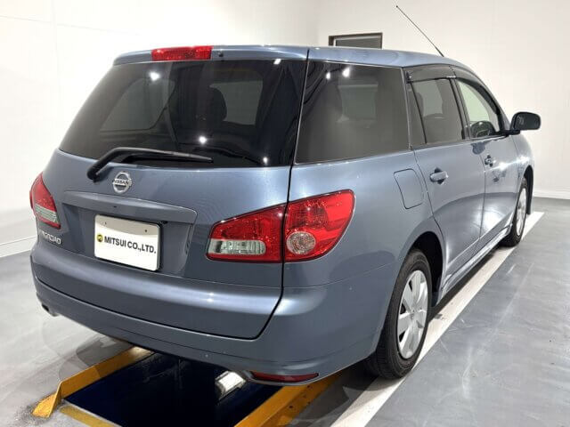 2013 NISSAN WINGROAD