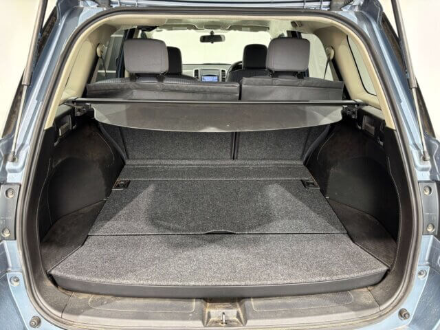 2013 NISSAN WINGROAD