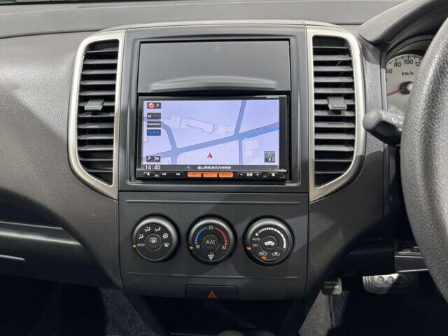 2013 NISSAN WINGROAD