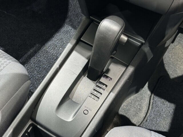 2013 NISSAN WINGROAD