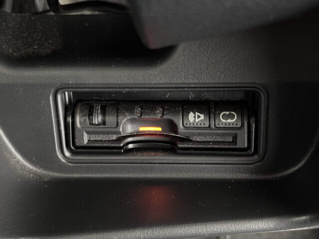 2013 NISSAN WINGROAD